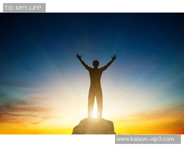 以足球之梦为灯照亮前行之路燃尽热血书写不屈人生 以足球之梦为灯照亮前行之路燃尽热血书写不屈人生